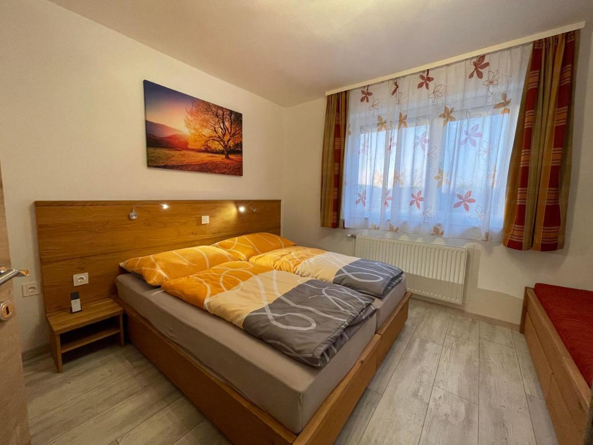 Gruenbauerhof Apartment Wilhelmsburg Bagian luar foto